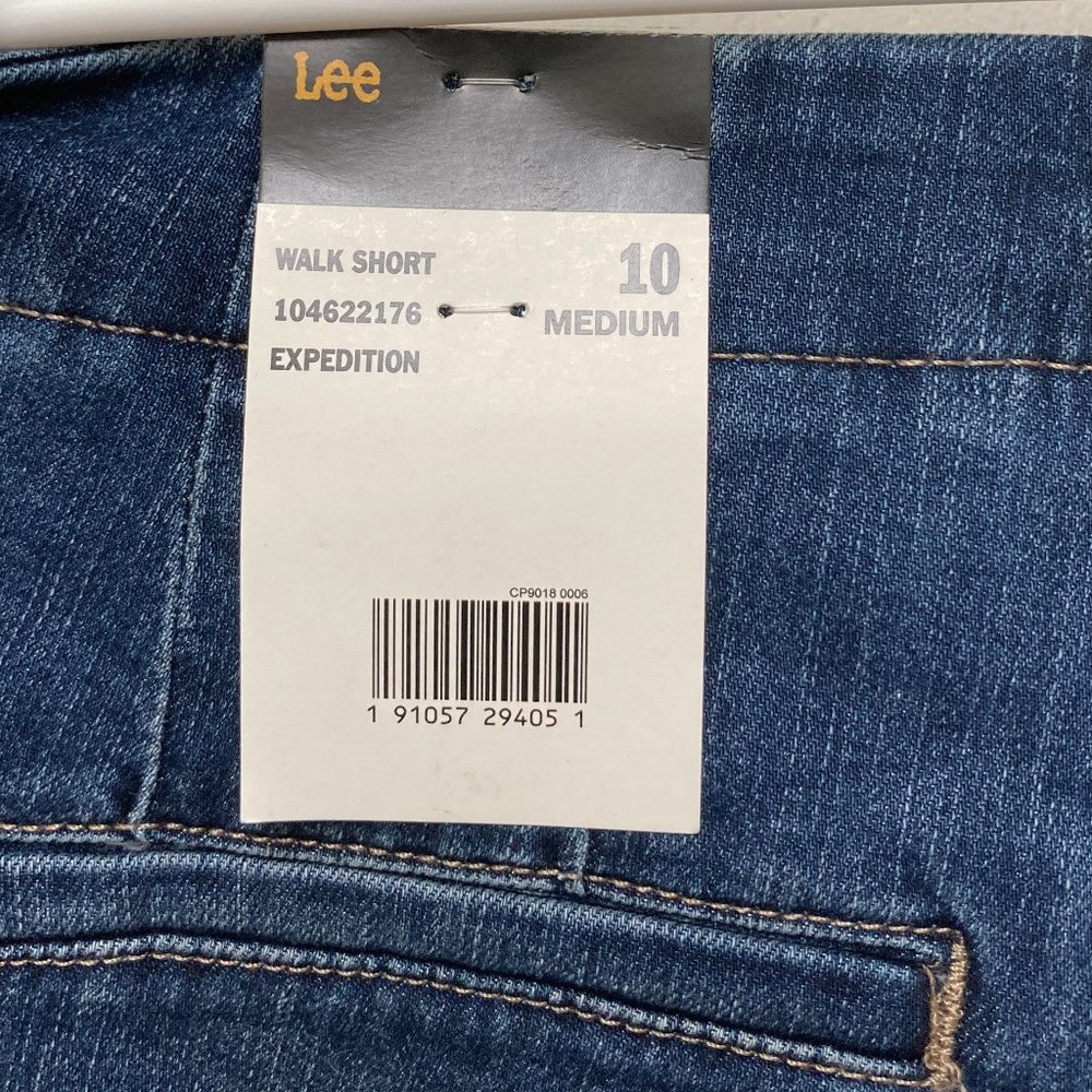 Lee Women's Regular Fit Chino Walkshorts: EXPEDITION: 10:M 7'' Inseam NWT Shorts - Picture 6 of 11